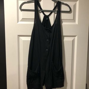 3 button vest with pockets